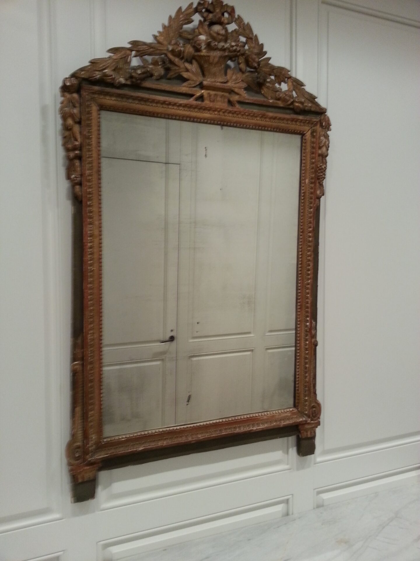 MirrorOnWainscott-scaled